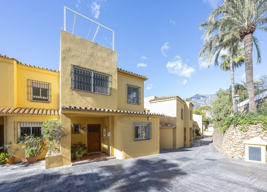 Resale - House - Semi-Detached House - Marbella - Marbella Centro