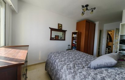 Resale - Apartment - Middle Floor Apartment - Estepona - Estepona Centro