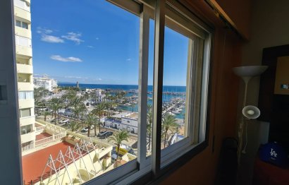 Resale - Apartment - Middle Floor Apartment - Estepona - Estepona Centro