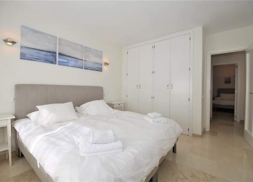 Reventa - Apartment - Middle Floor Apartment - Estepona - Estepona Centro