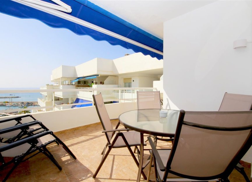 Resale - Apartment - Penthouse - Estepona - Estepona Centro