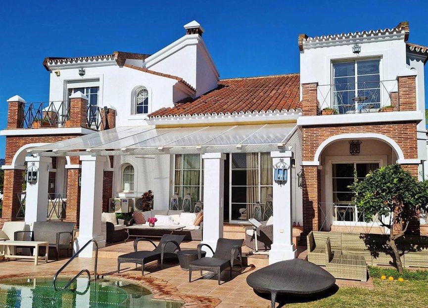 Resale - House - Detached Villa - Marbella - Puerto Banús