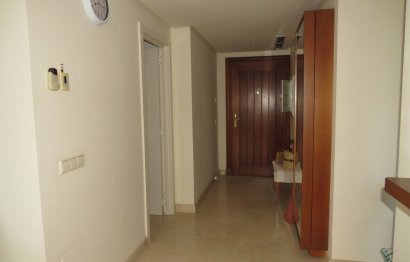 Reventa - Apartment - Middle Floor Apartment - Benahavís - Benahavís Centro