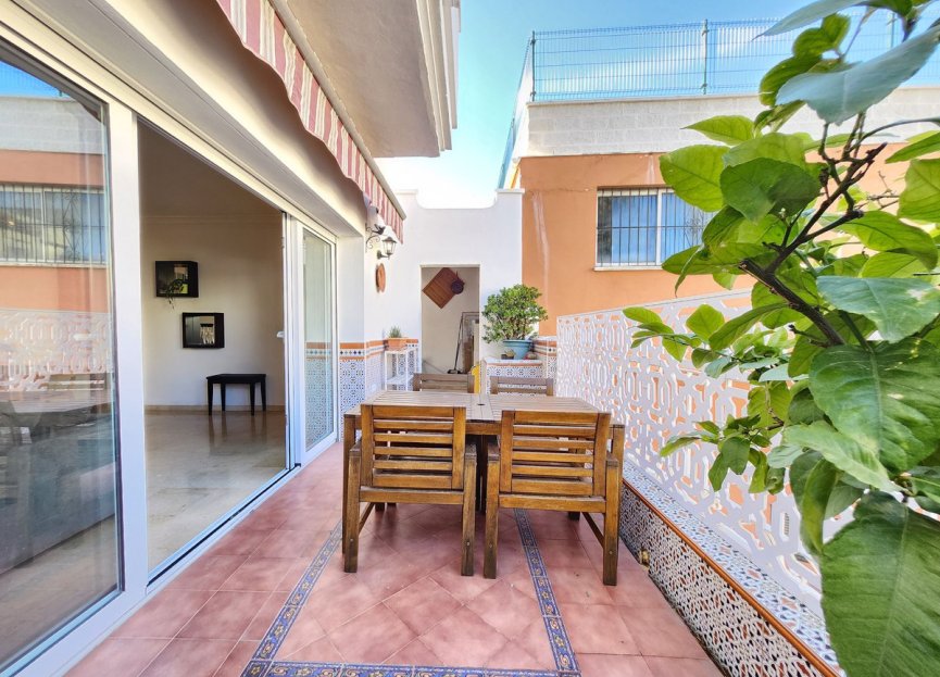 Resale - House - Townhouse - Estepona - Estepona Centro