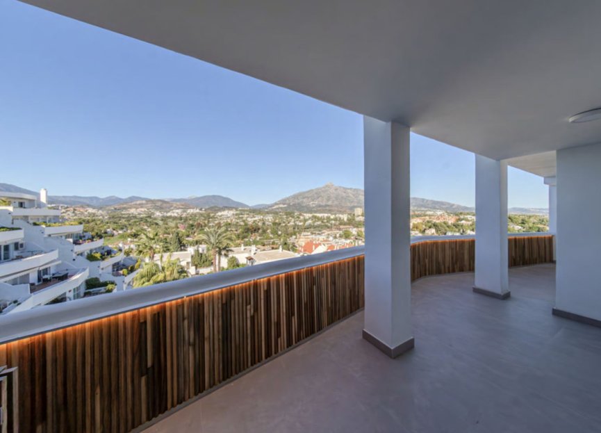 Resale - Apartment - Penthouse - Marbella - Nueva Andalucia