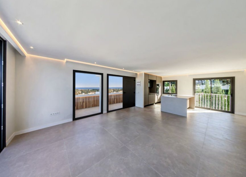 Resale - Apartment - Penthouse - Marbella - Nueva Andalucia