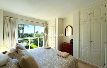 Resale - Apartment - Middle Floor Apartment - Marbella - Elviria