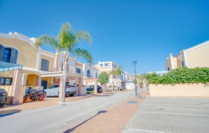 Resale - House - Townhouse - Marbella - Guadalmina Alta