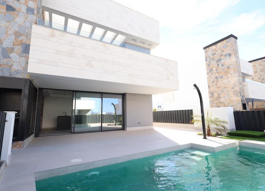 Resale - House - Detached Villa - Los Alcazares - Los Alcazares Centro