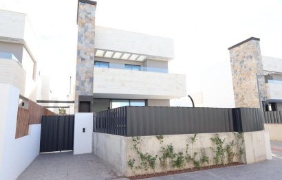 Resale - House - Detached Villa - Los Alcazares - Los Alcazares Centro