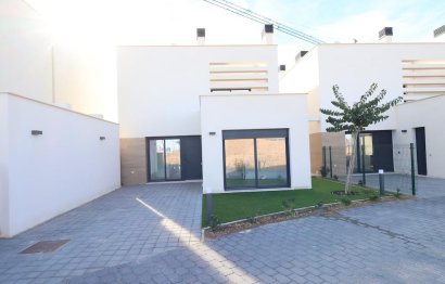 Resale - House - Detached Villa - Los Alcazares - Los Alcazares Centro