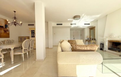 Resale - Apartment - Ground Floor Apartment - Estepona - Estepona Centro