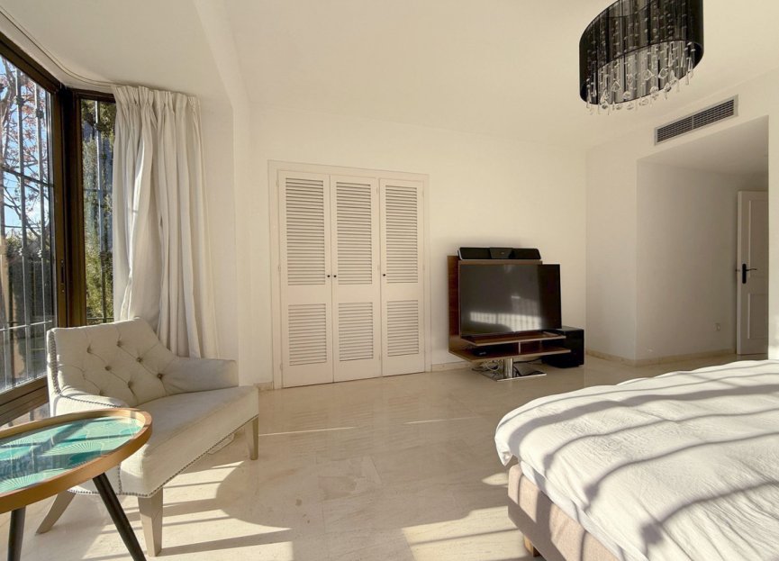 Resale - Apartment - Ground Floor Apartment - Estepona - Estepona Centro