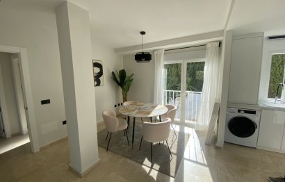 Resale - Apartment - Middle Floor Apartment - Marbella - Nueva Andalucia