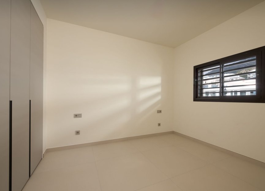 Resale - Apartment - Ground Floor Apartment - Fuengirola - Fuengirola Centro