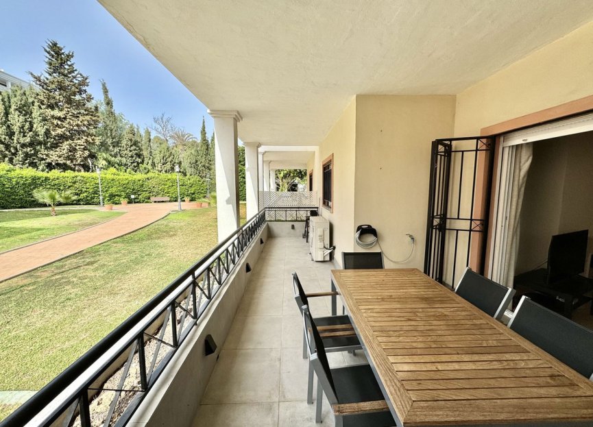 Resale - Apartment - Ground Floor Apartment - Marbella - Nueva Andalucia