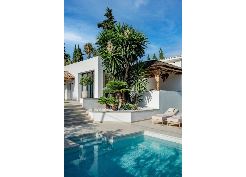 Resale - House - Detached Villa - Marbella - Nagüeles