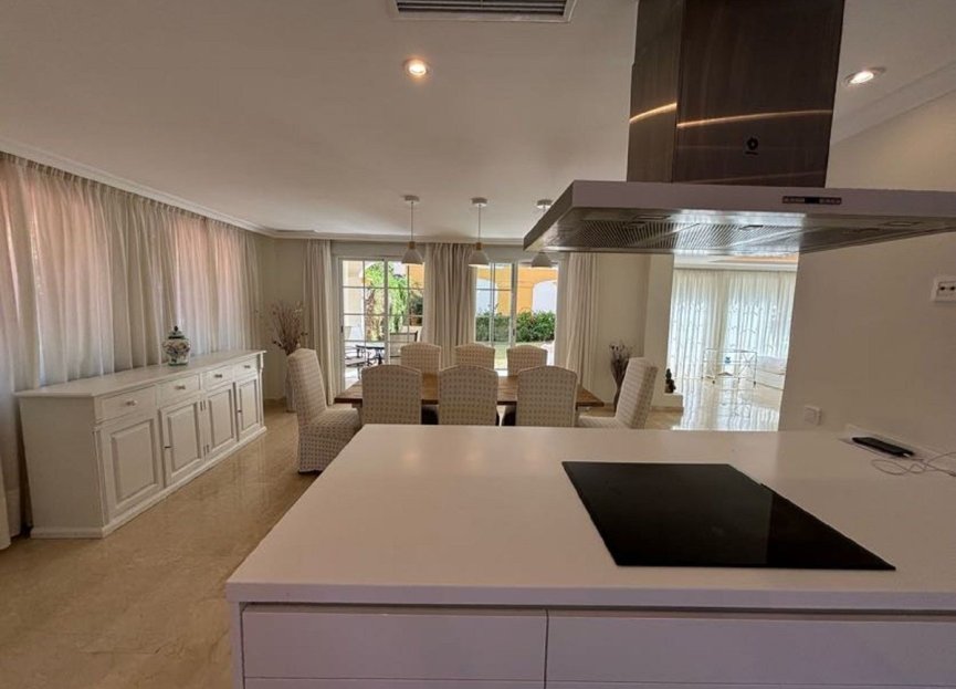 Reventa - House - Semi-Detached House - Marbella - Puerto Banús