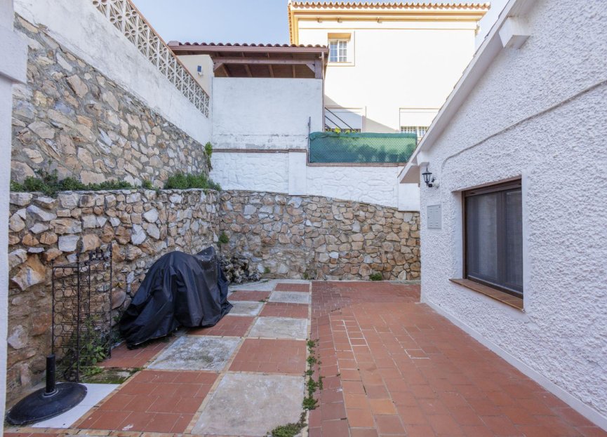 Resale - House - Detached Villa - Torremolinos