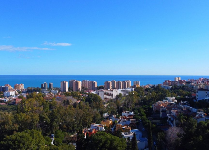 Resale - House - Detached Villa - Torremolinos