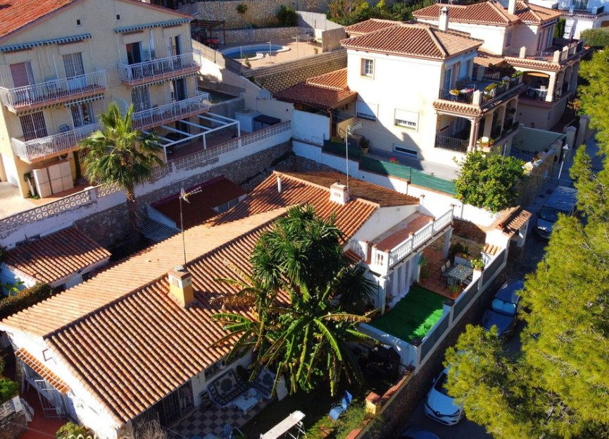 Resale - House - Detached Villa - Torremolinos