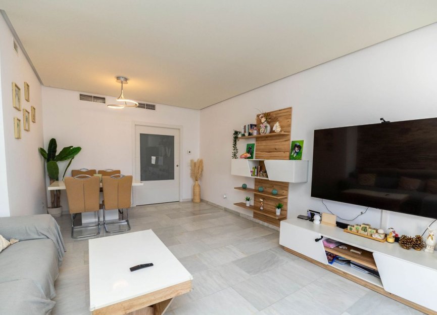 Resale - Apartment - Middle Floor Apartment - Marbella - Marbella Centro