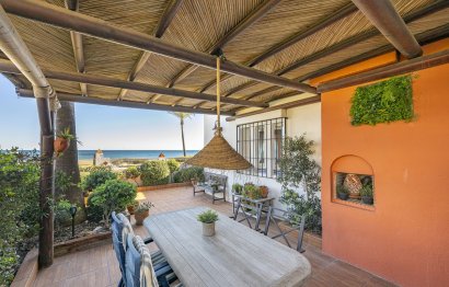 Resale - House - Semi-Detached House - Estepona - Estepona Centro