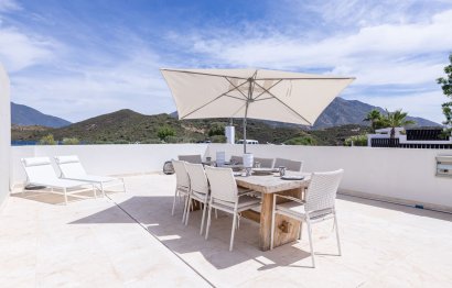 Resale - Apartment - Top Floor Apartment - Marbella - Nueva Andalucia