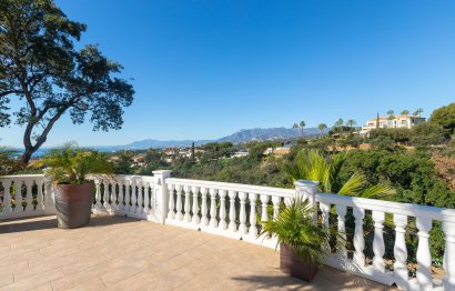 Resale - House - Detached Villa - Marbella - Elviria