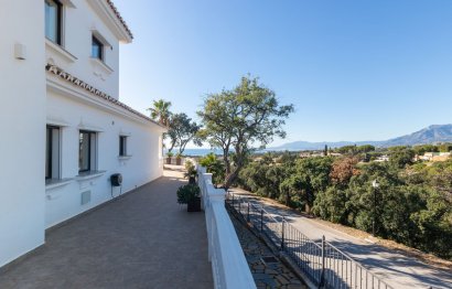 Resale - House - Detached Villa - Marbella - Elviria