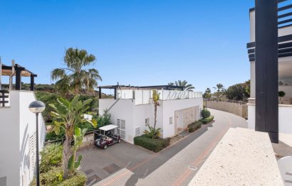 Resale - Apartment - Duplex - Marbella - Santa Clara