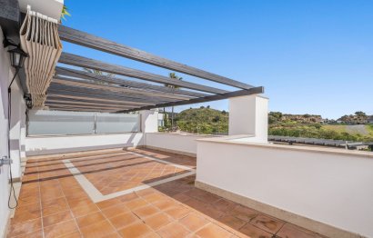 Resale - Apartment - Duplex - Marbella - Santa Clara