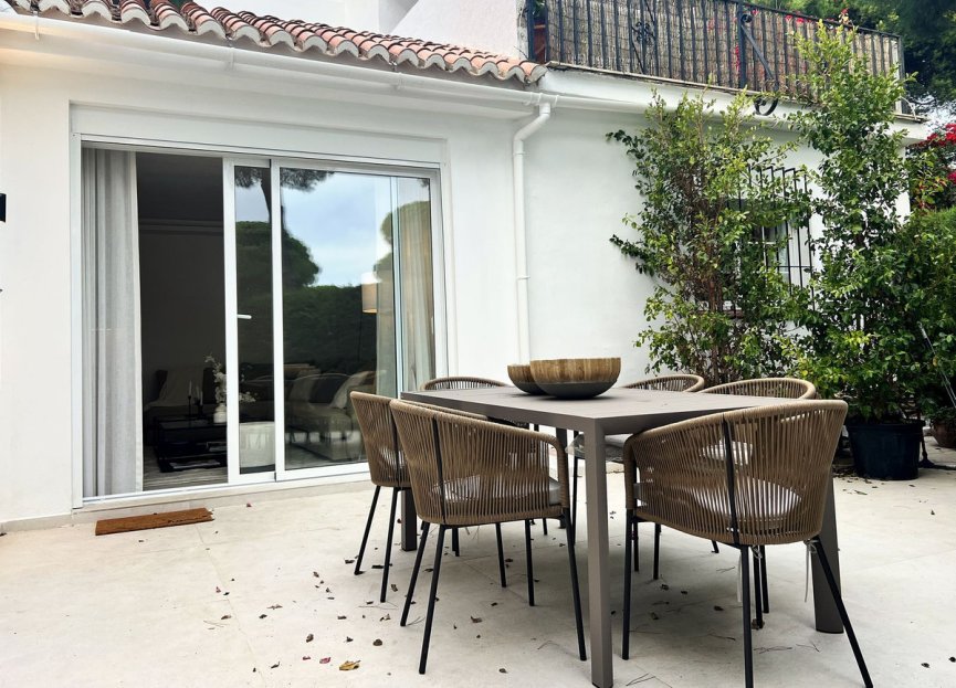 Resale - House - Townhouse - Estepona - Benamara