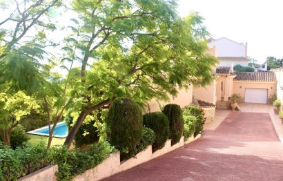 Resale - House - Detached Villa - Marbella - Hacienda Las Chapas