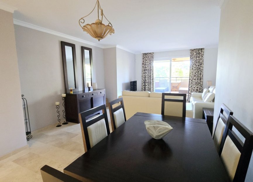 Resale - Apartment - Ground Floor Apartment - Marbella - Elviria