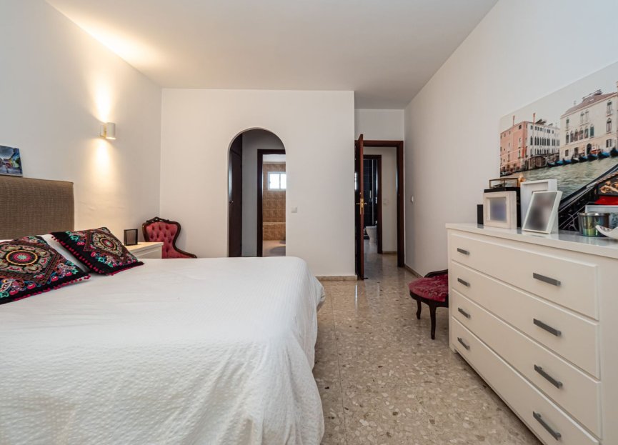 Resale - House - Townhouse - Fuengirola - Fuengirola Centro