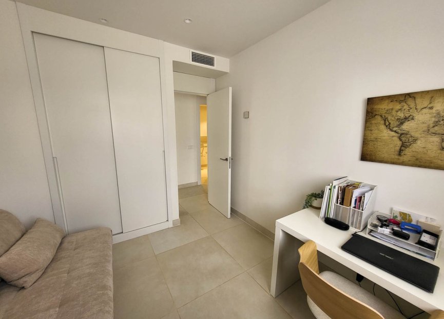 Resale - Apartment - Middle Floor Apartment - Fuengirola - Fuengirola Centro