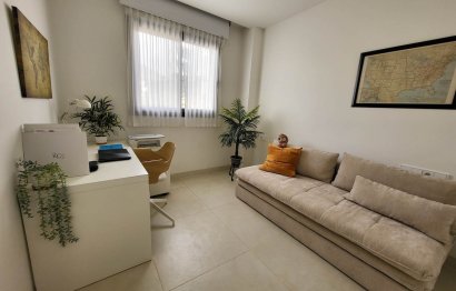 Resale - Apartment - Middle Floor Apartment - Fuengirola - Fuengirola Centro