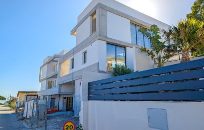 Resale - House - Detached Villa - Marbella - Nueva Andalucia