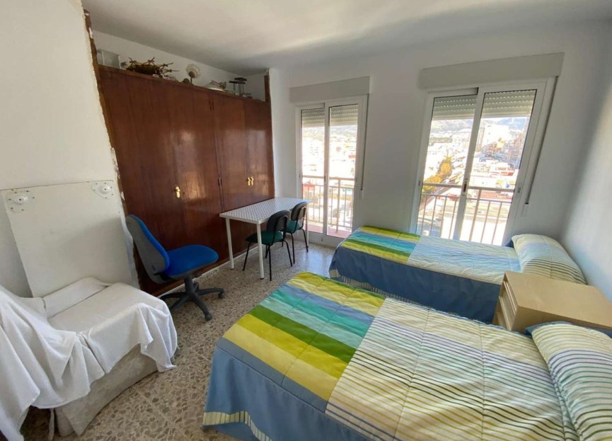 Resale - Apartment - Middle Floor Apartment - Fuengirola - Fuengirola Centro