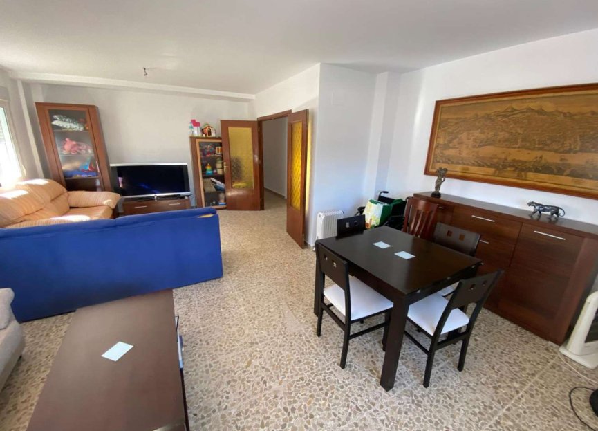 Resale - Apartment - Middle Floor Apartment - Fuengirola - Fuengirola Centro