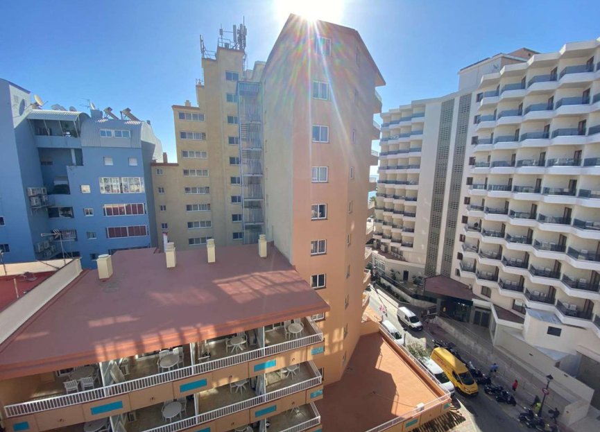 Resale - Apartment - Middle Floor Apartment - Fuengirola - Fuengirola Centro