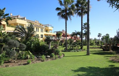 Resale - Apartment - Middle Floor Apartment - Estepona - Costalita