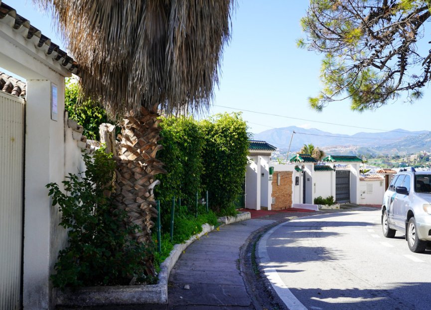 Resale - House - Detached Villa - Marbella - Marbella Centro