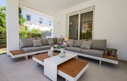 Resale - House - Detached Villa - Estepona - Estepona Centro