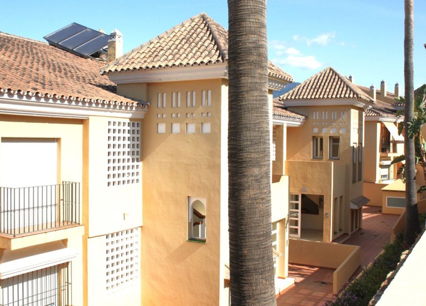 Resale - Apartment - Ground Floor Apartment - Marbella - San Pedro De Alcantara