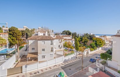 Resale - Apartment - Middle Floor Apartment - Torremolinos - La Carihuela