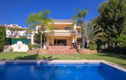 Resale - House - Detached Villa - Benahavís - Benahavís Centro