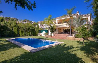 Resale - House - Detached Villa - Benahavís - Benahavís Centro