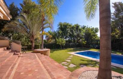 Resale - House - Detached Villa - Benahavís - Benahavís Centro